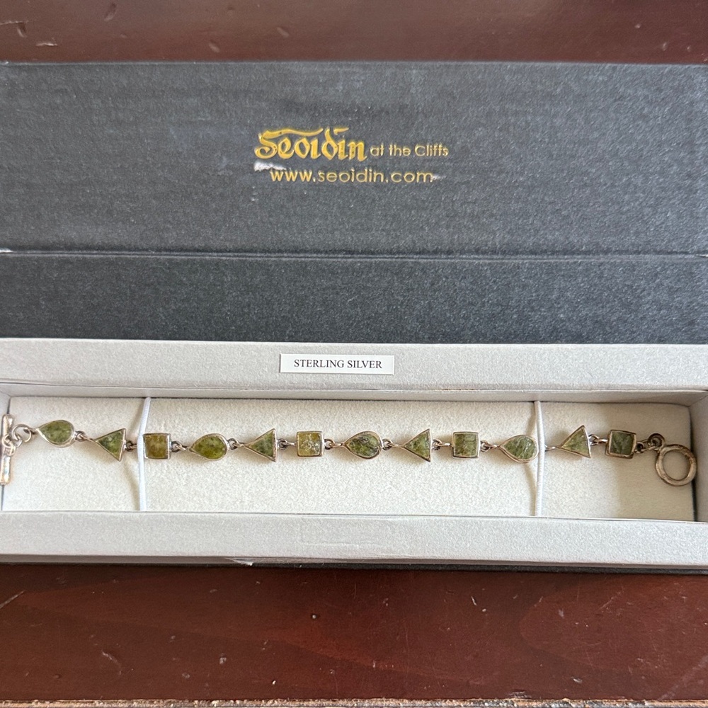 Seoidin Irish Sterling Silver Green Bracelet. Brand new.  Never worn